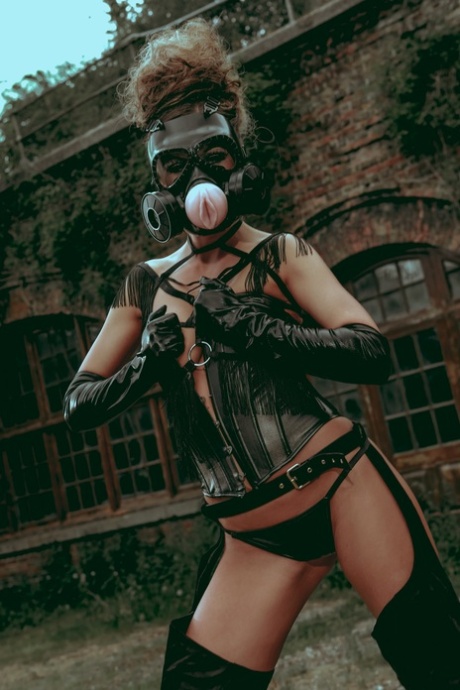 mršava brineta tinejdžerica vrući porno slike