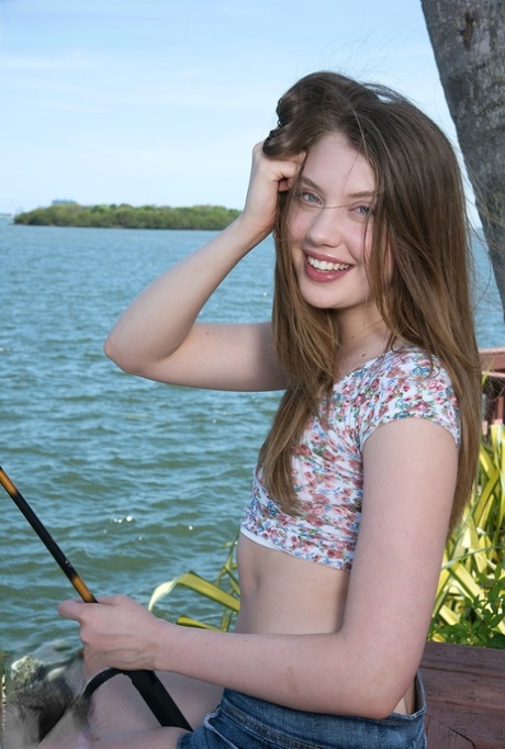 tall teen hot naked gallery