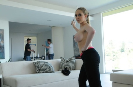 Kagney Linn Karter hot pornstar img