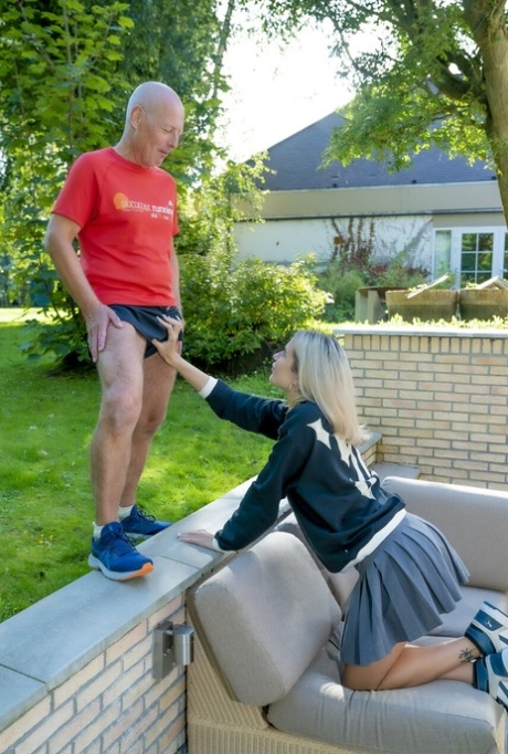 gammal tonåring vuxen samling