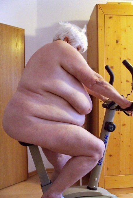 väldigt gammal mormor bästa heta bild