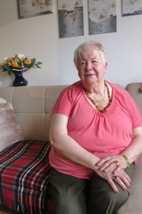 wrinkled granny xxx picture