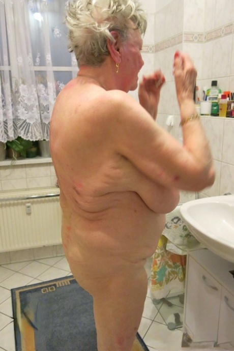 vanha lihava mummo kaunis aikuinen arkisto