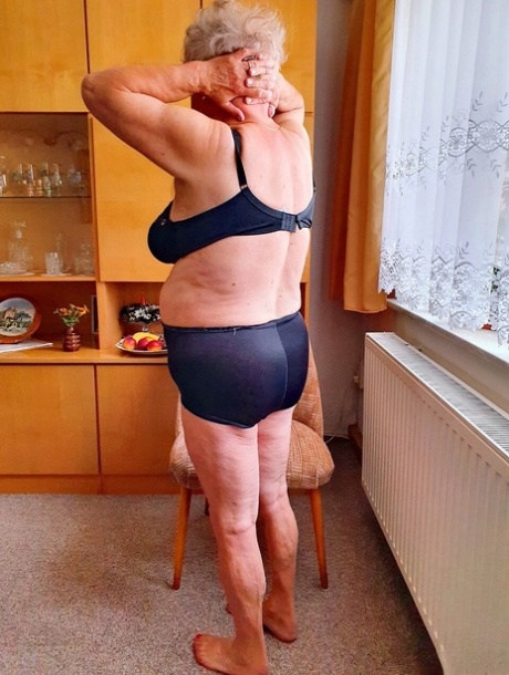 voluptueuze oma mooie porno foto's