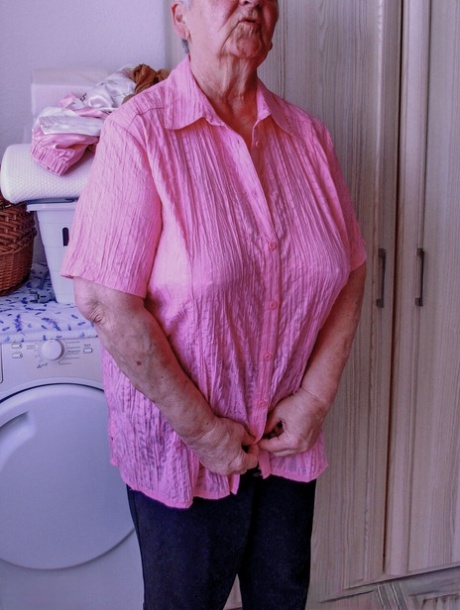 bedstemor over 70 varme nøgenbilleder billeder