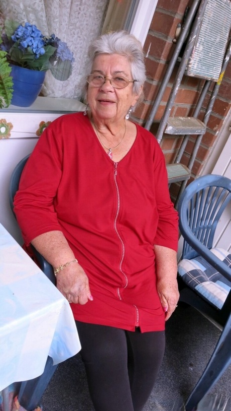 oude dame erotisch pornografisch afb