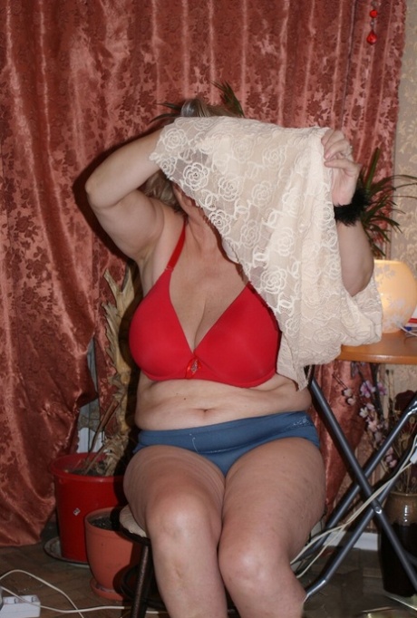 starica seksi xxx slike