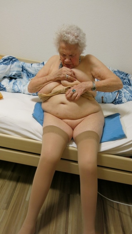 gammel bedstemor xxx sexet billeder