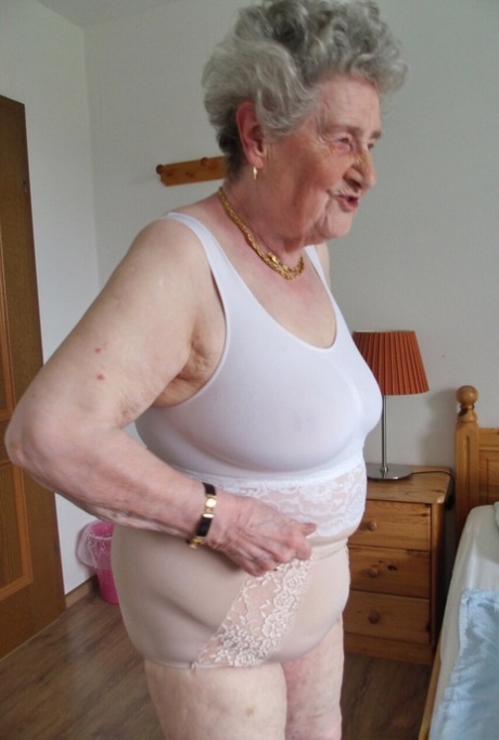 meget gammel bedstemor eksklusiv perfekt billede