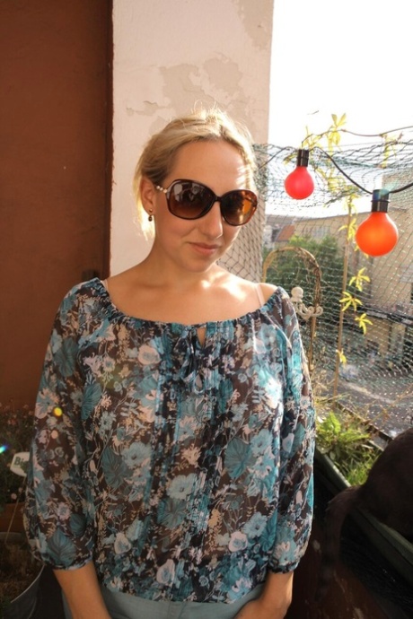 blonde briller pornografisk erotisk fotos