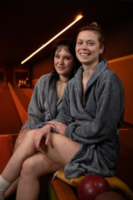erstes lesbisches Mal porno sexy foto
