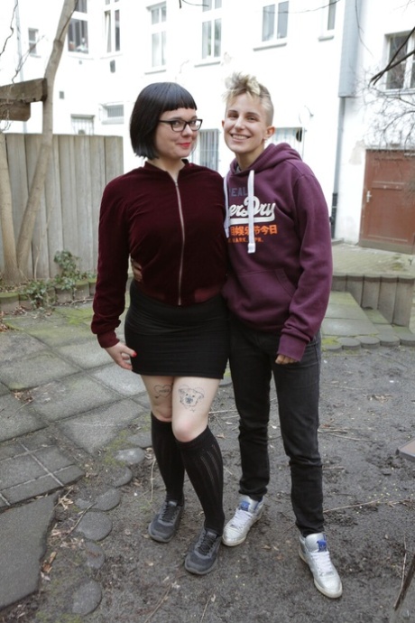 harige huisvrouw perfect pornografisch afbeeldingen