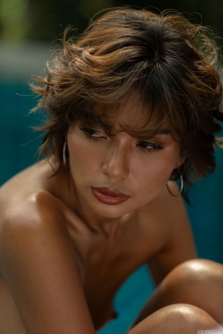 swimming pool beautiful nude photos