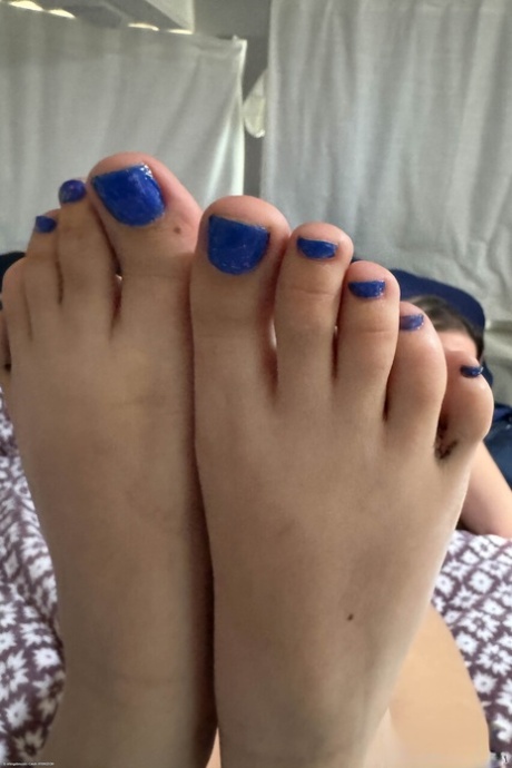 teen girlfriend pornographic photo