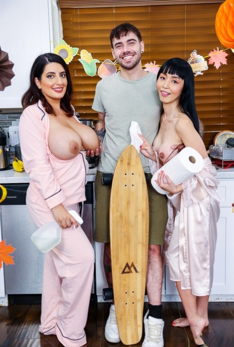 asiatisk amerikansk het naken foto