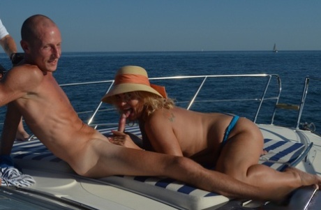 fat blonde hot sex images