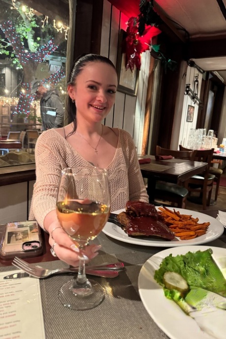 svrši na sise besplatni porno slika