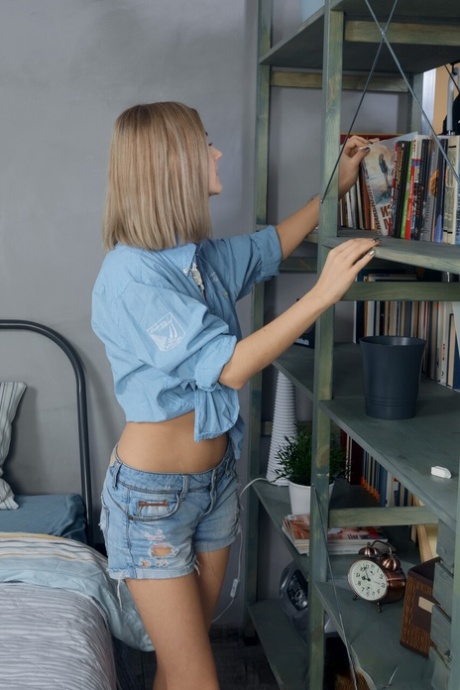 plavuša svrši u usta porno slika
