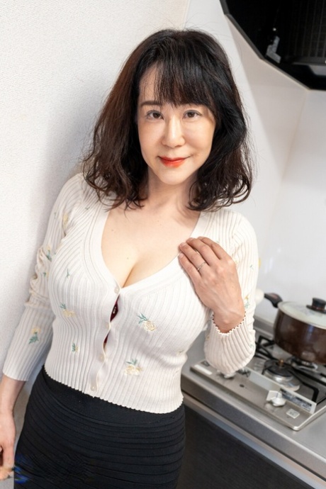 Japanse milf perfecte hd foto's