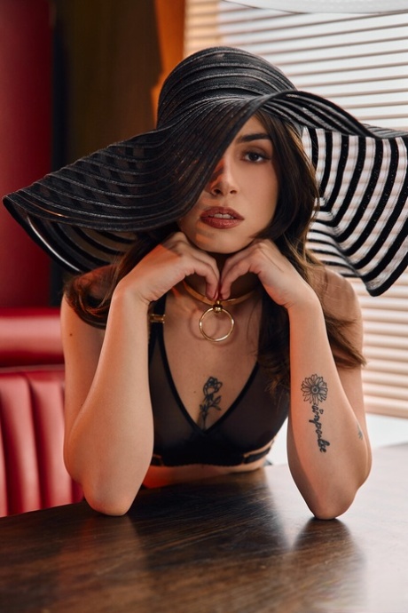 kinky perfect photo