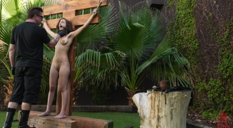primera vez anal caliente erótico foto