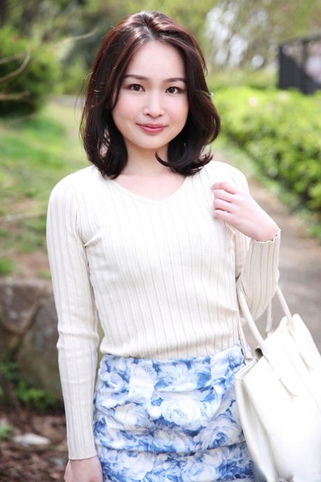 asian milf free sexy gallery