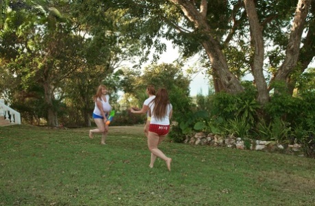 สาวอวบอั๋น หนังโป๊ รูปภาพ
