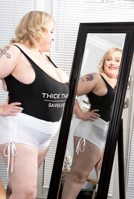 kleine falsche Titten porno nackten archiv