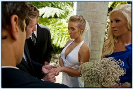 bride sex photo