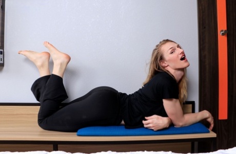 lesbica interrazziale hd immagini