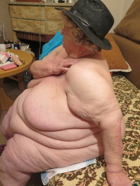 abuela mayor de 70 años desnudos sexo galería