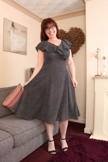 mature dress xxx galleries