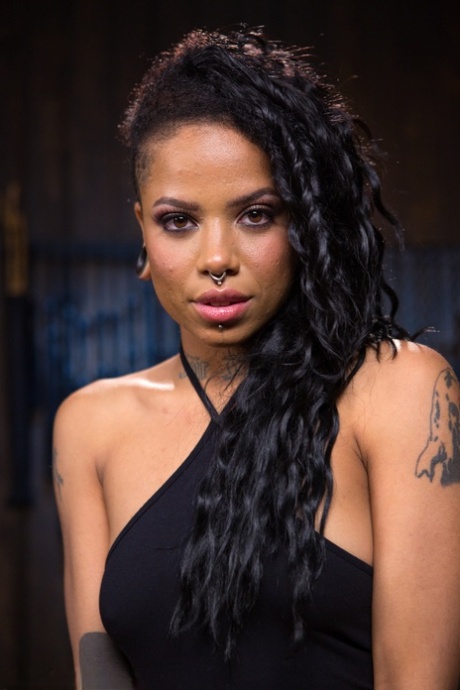 Jessica Creepshow model pornographic photos