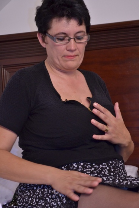 naočale za kratku kosu vruće seksi slike