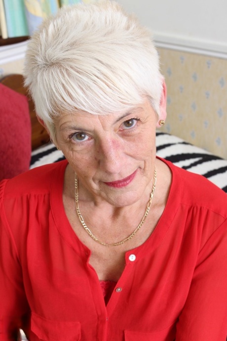 gilf naked pic