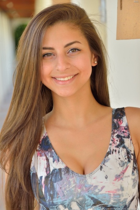 wunderschöne Teenager hübsche nackt bild
